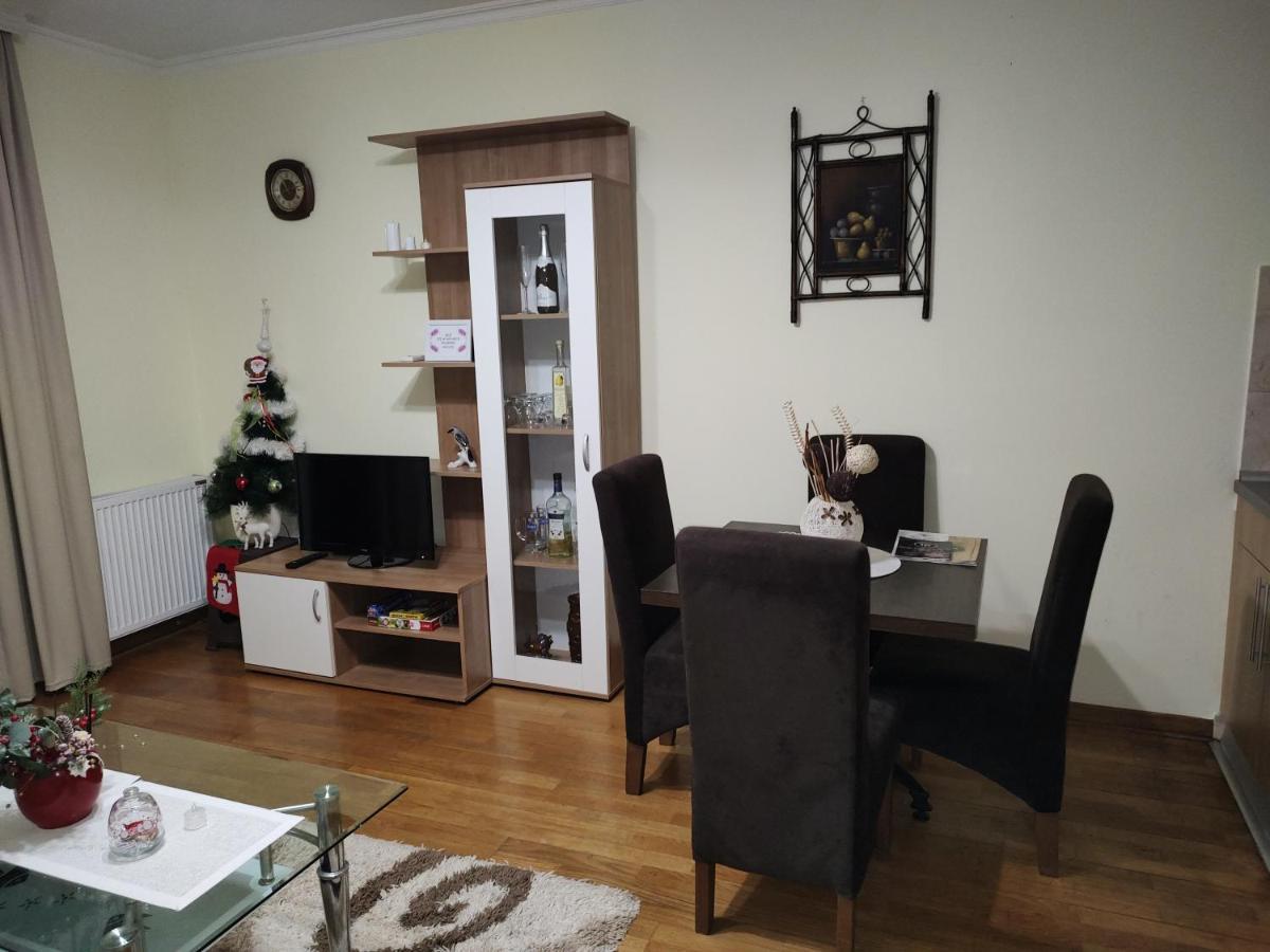 Apartman Mali Raj Vrnjačka Banja Buitenkant foto
