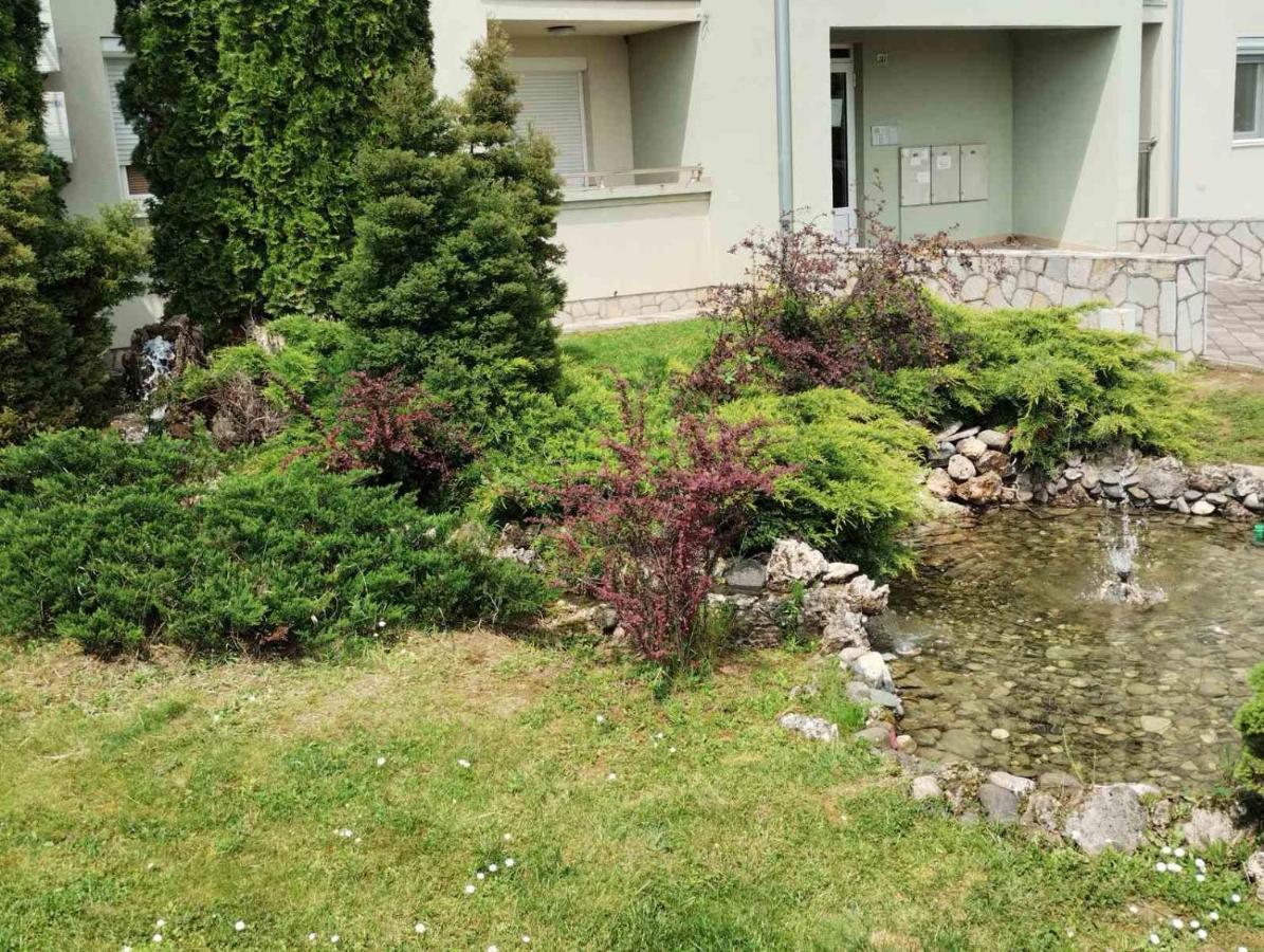 Apartman Mali Raj Vrnjačka Banja Buitenkant foto